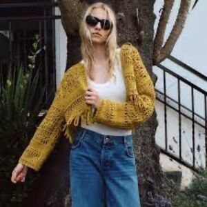 ZARA fringe macrame jacket size M medium crop knit crochet yellow mustard open